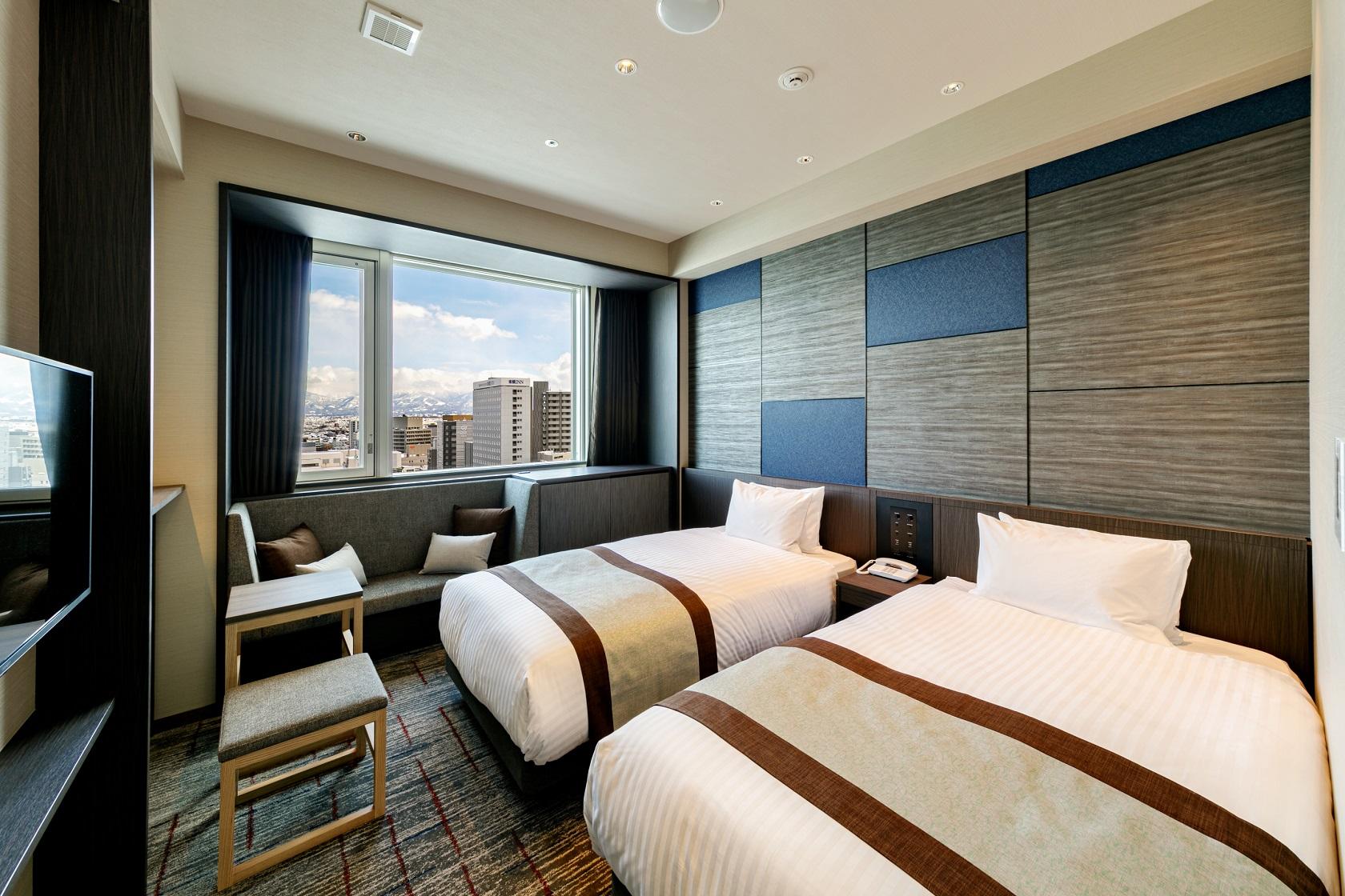 Plus, Superior, Twin Beds, Mountain View, Night View, Top Floor
