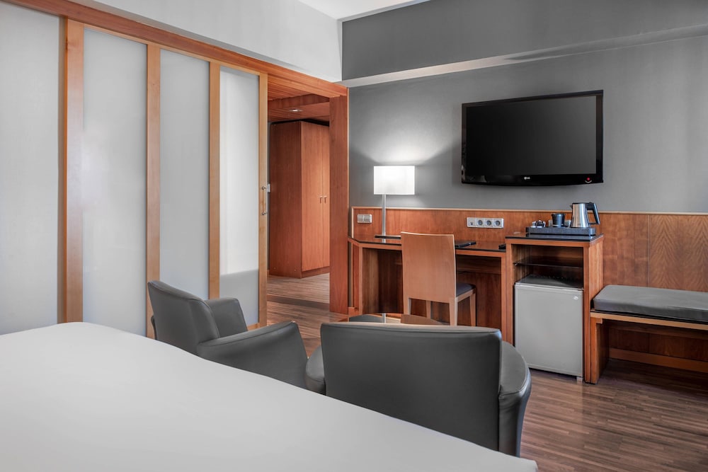 AC Hotel Carlton Madrid by Marriott 30/31