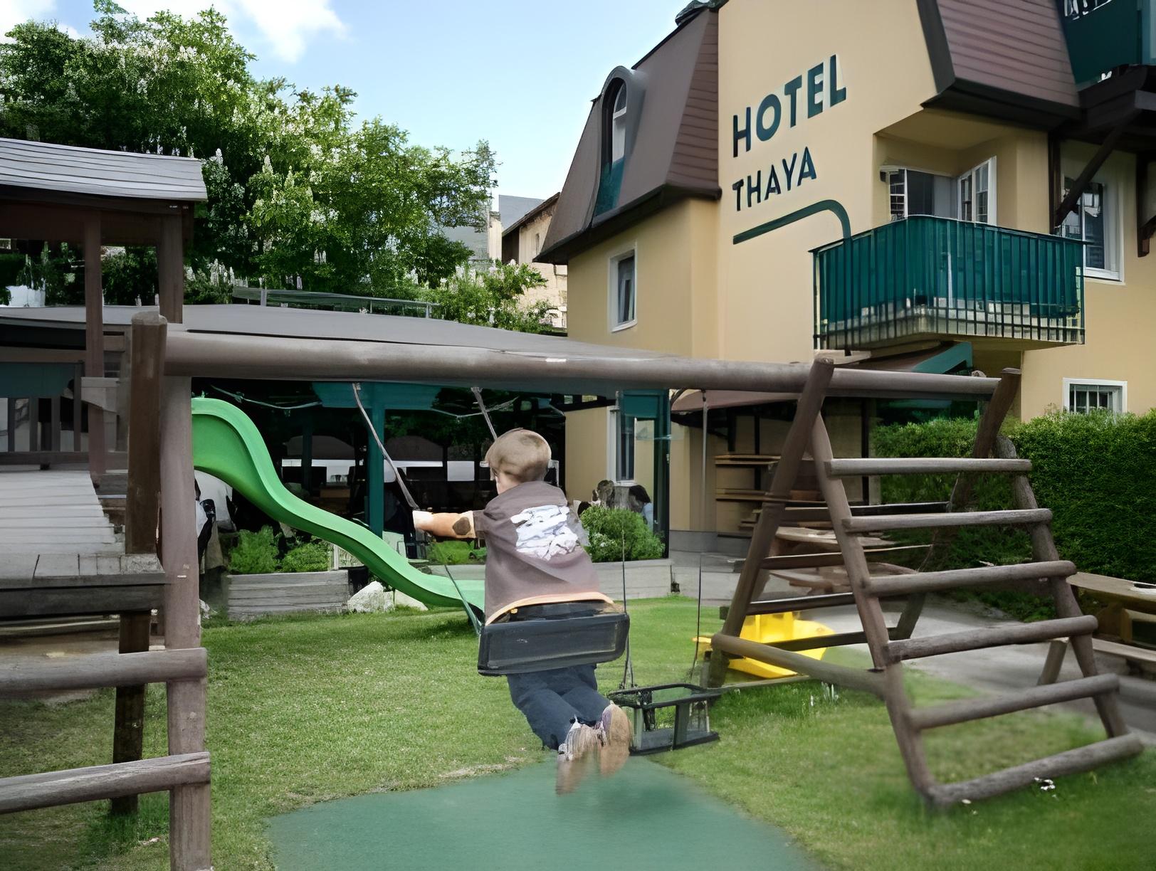 Stadthotel Raabs an der Thaya 20/23