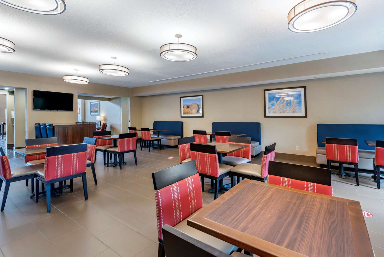 Comfort Suites Auburn Near I-69 7/15