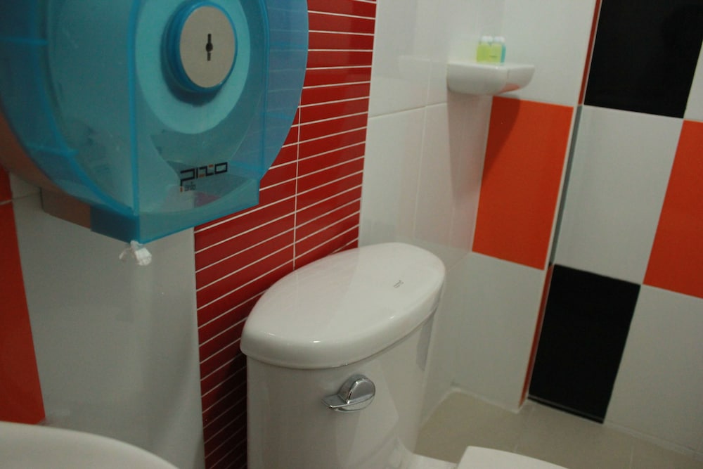 DON MUEANG AIRPORT MODERN BANGKOK HOTEL 18/20
