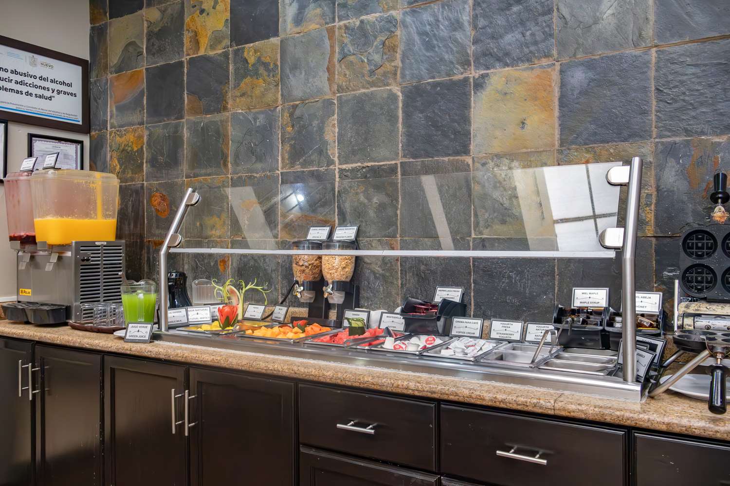 Best Western Plus Monterrey Aeropuerto 55/55