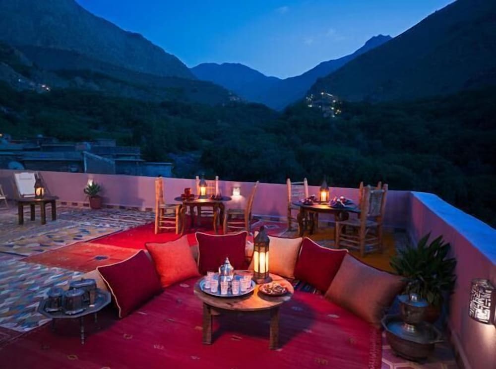 RIAD ATLAS TOUBKAL 52/62