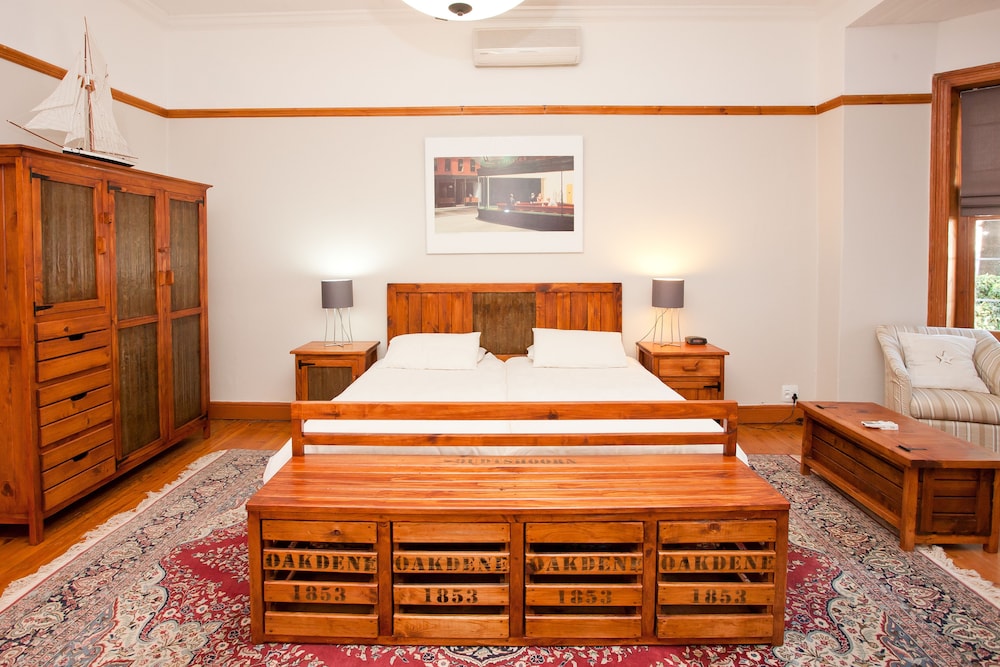 Oakdene Guest House 15/42