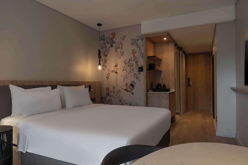 غرفة متصلة عائلية بسريرين منفصلين بغرفتي نوم، Radisson Safari Hotel Hoedspruit 2/3