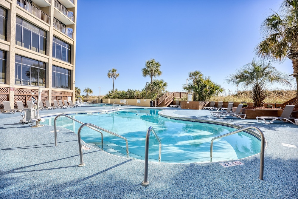 Beach Cove Resort 39/75
