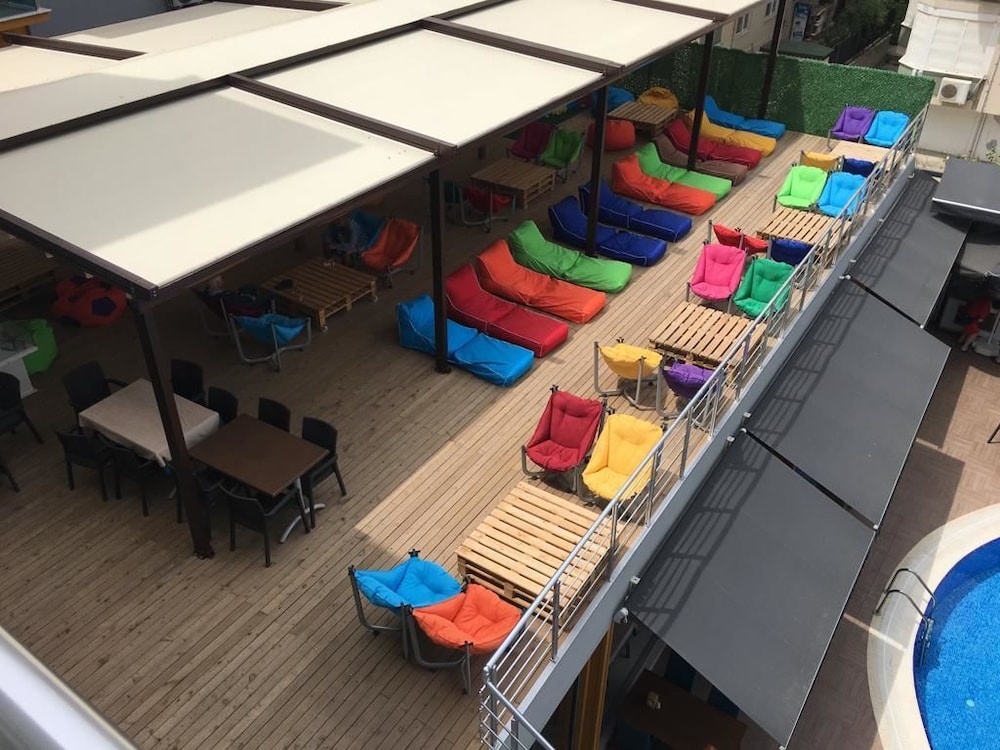 Arsi Enfi City Beach Hotel 66/72