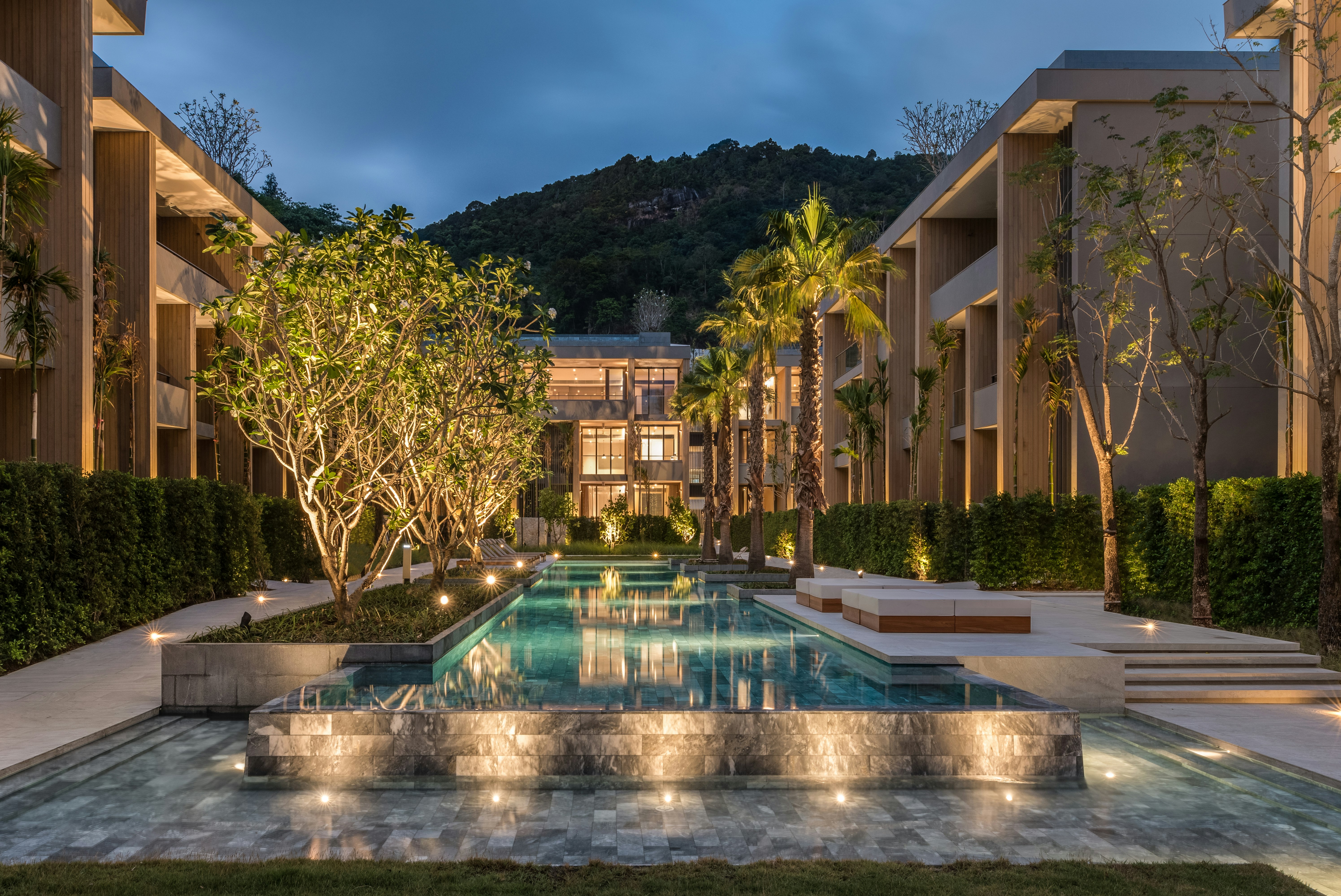 Twinpalms MontAzure Phuket Resort 73/81