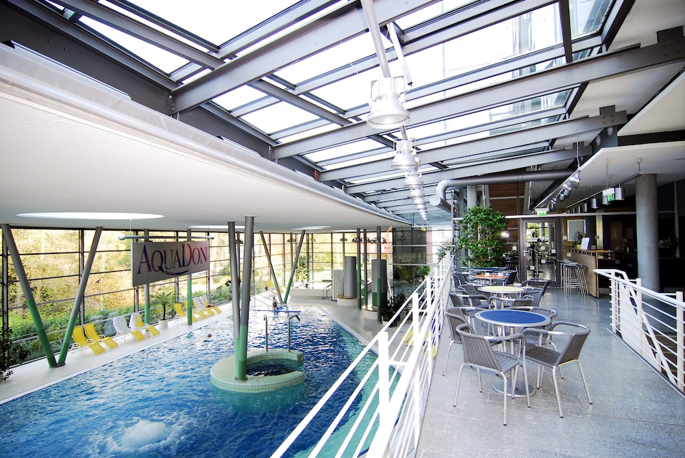 Sante Royale Hotel 52/65