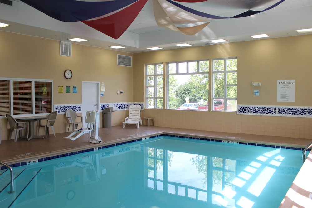 swimming pool spa