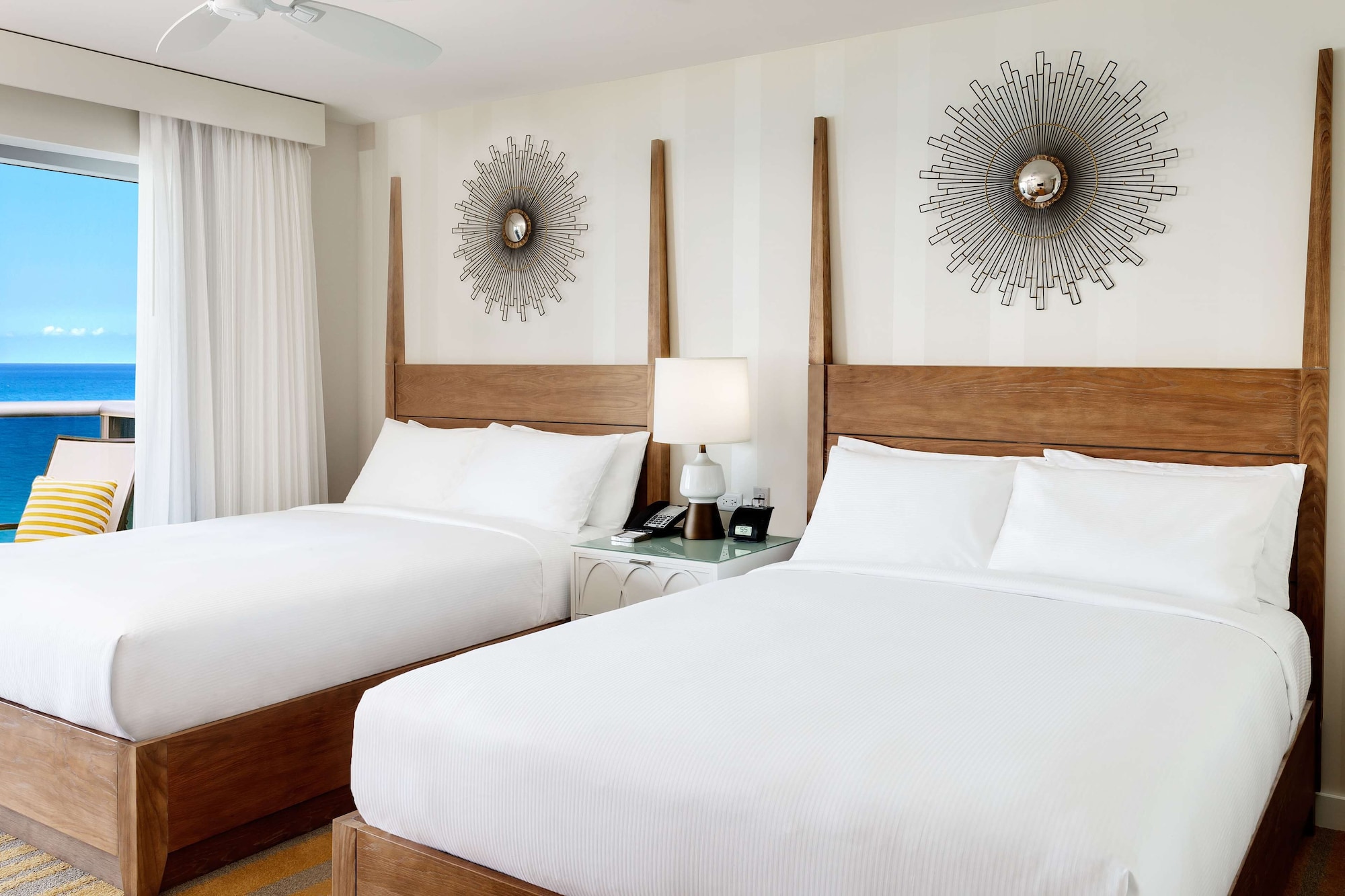 JUNIOR SUITE, 2 QUEEN BEDS, OCEAN FRONT, BALCONY