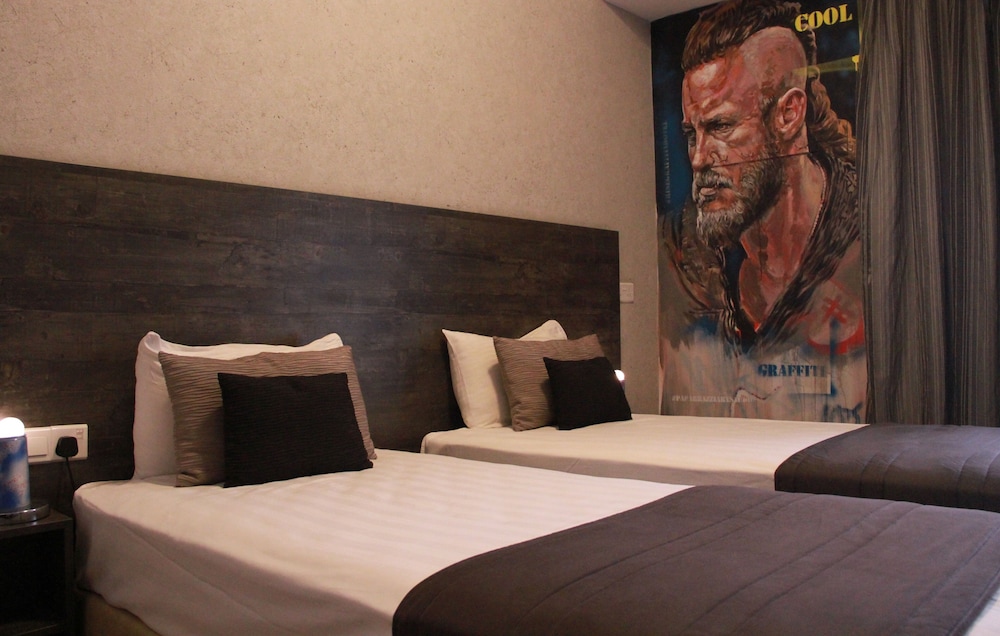 Rise Street Art Hotel 32/63