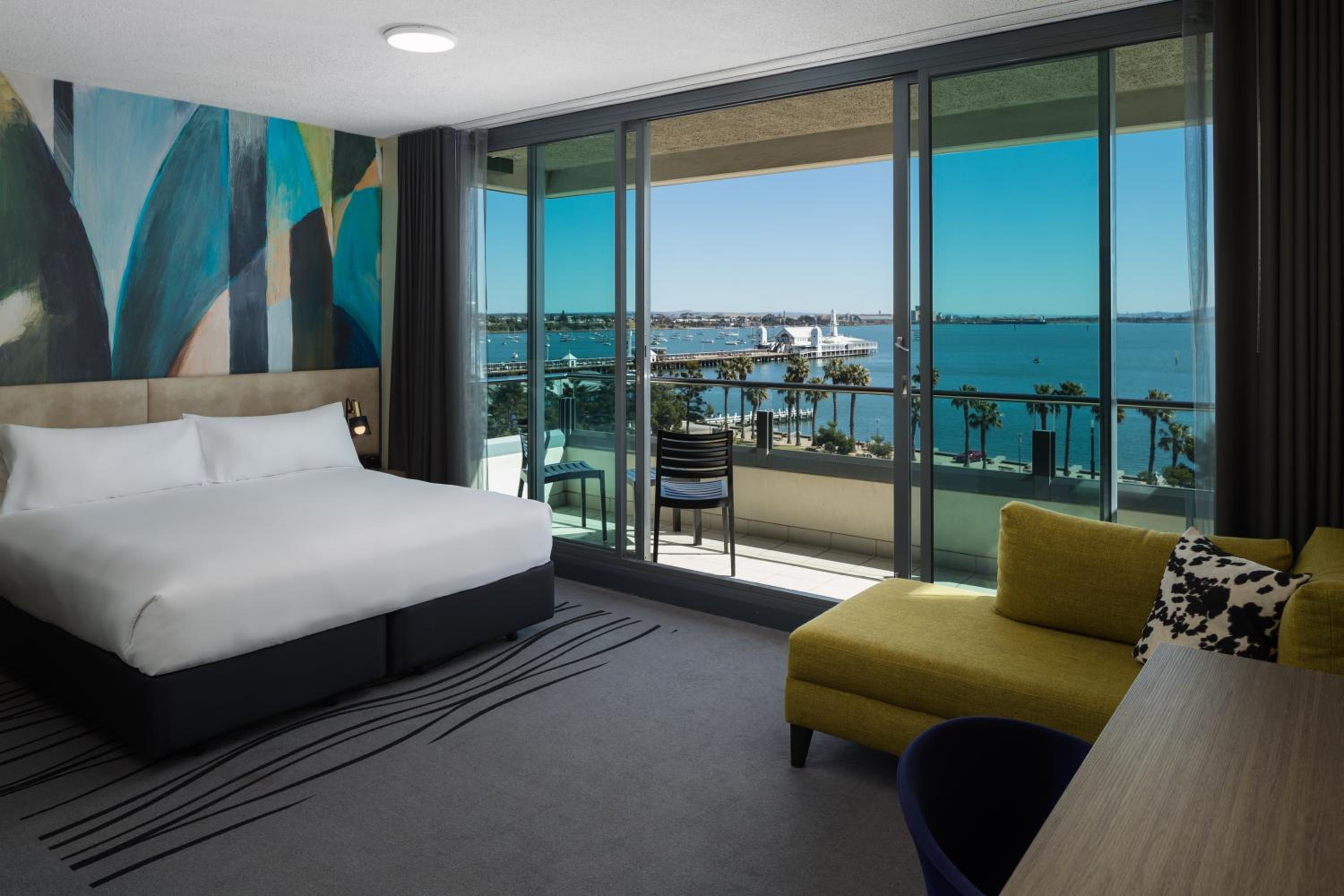 Deluxe, King Bed, Queen Bed, Bay View