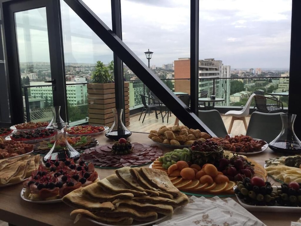 Hotel Grand View In Tbilisi 13/45