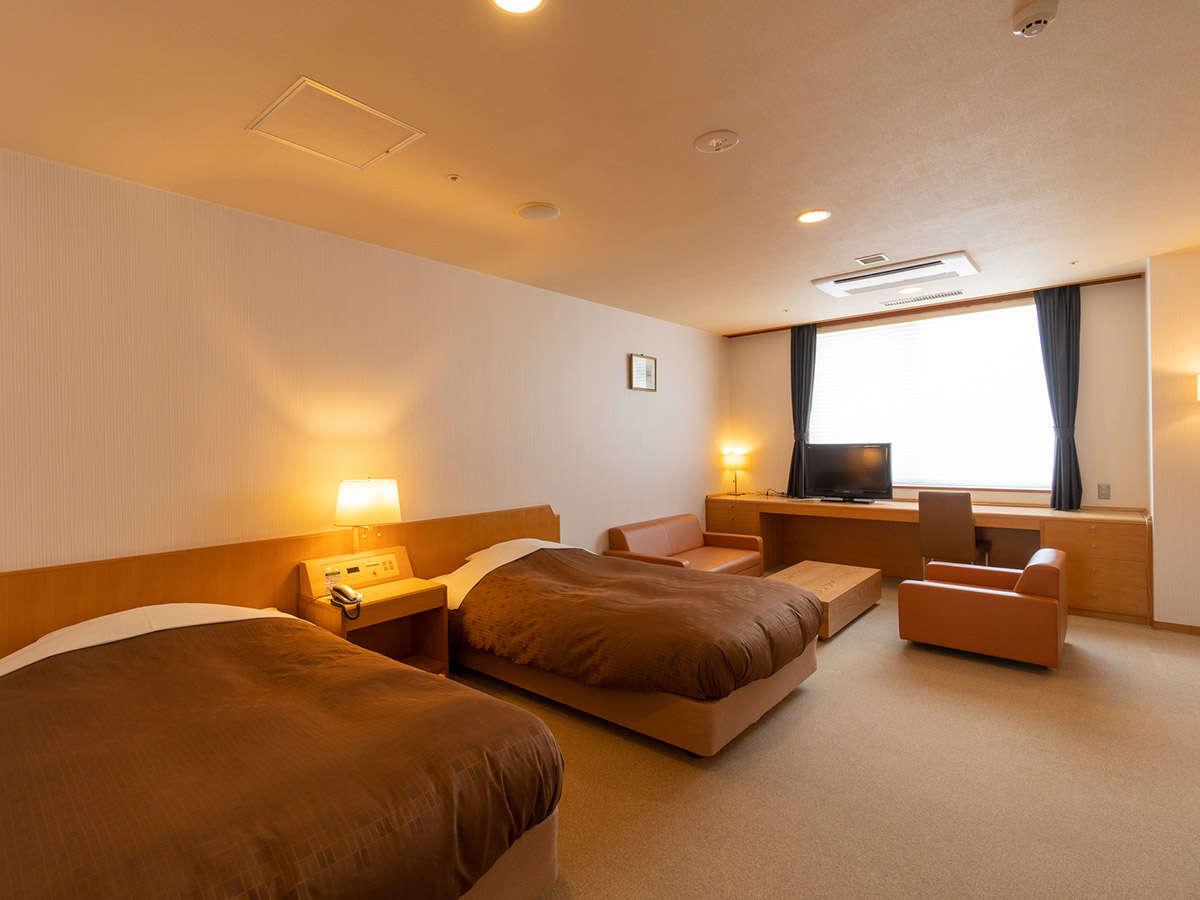 Japanese Western, Superior, Twin Beds, 3 Futon Beds, Indoor Bath