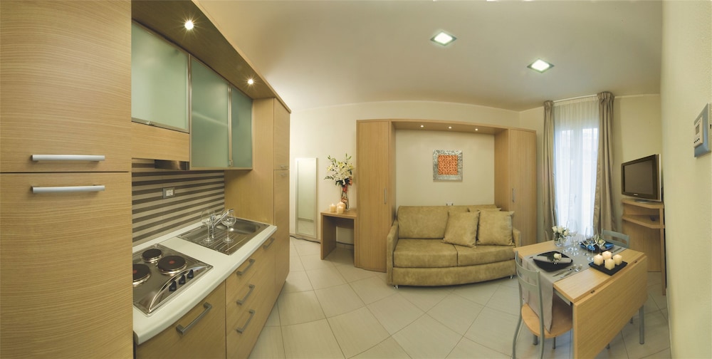 Hotel & Residence Continental 34/50