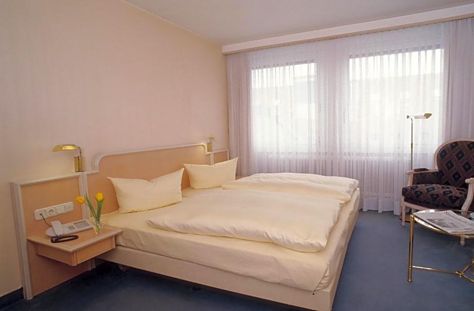 Hotel Ambiente 6/26
