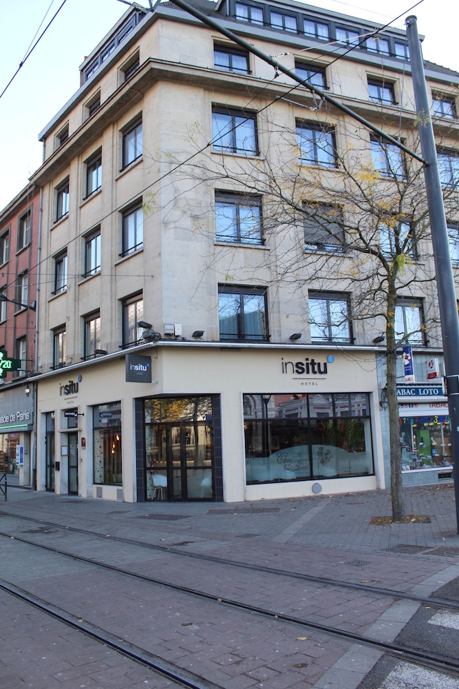 In Situ Hotel 7/50