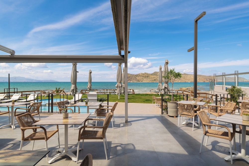Elia Agia Marina Hotel 65/77