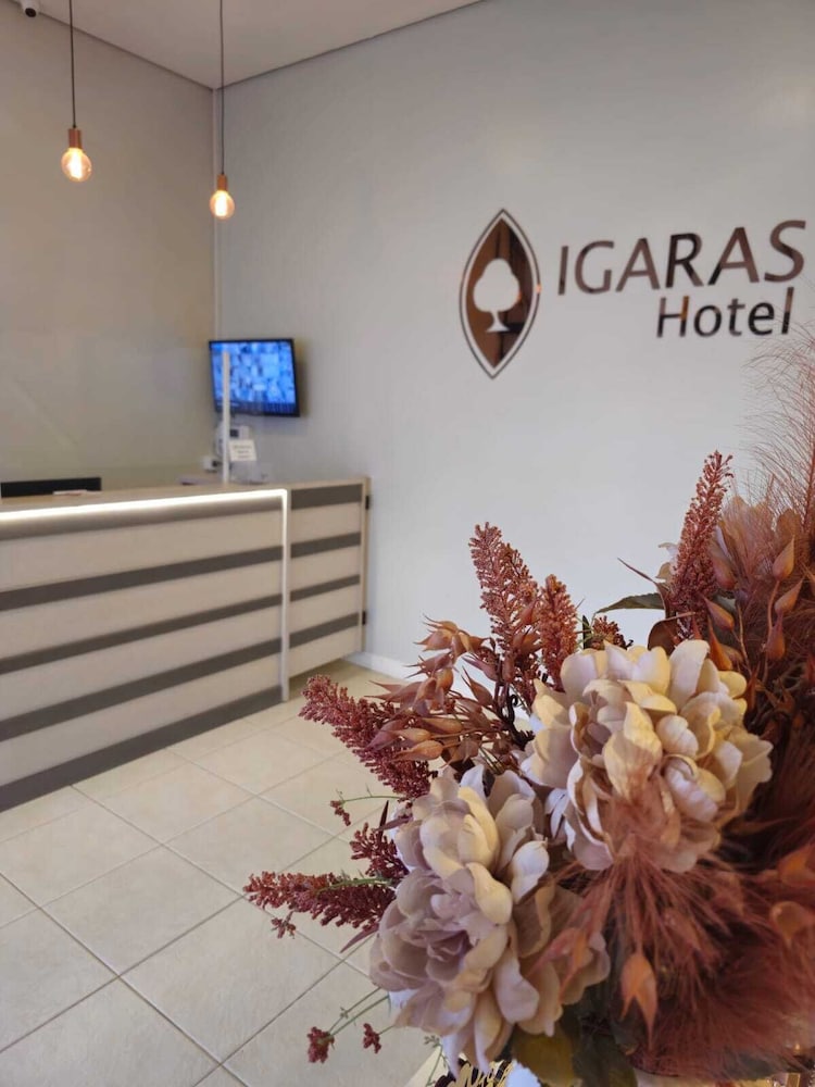 Igaras hotel 30/48