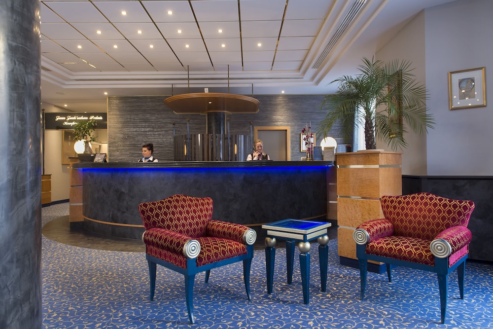 Lobby at Radisson Blu Hotel, Halle-Merseburg, MERSEBURG