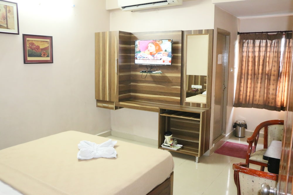 Hotel Akshaya 16/36