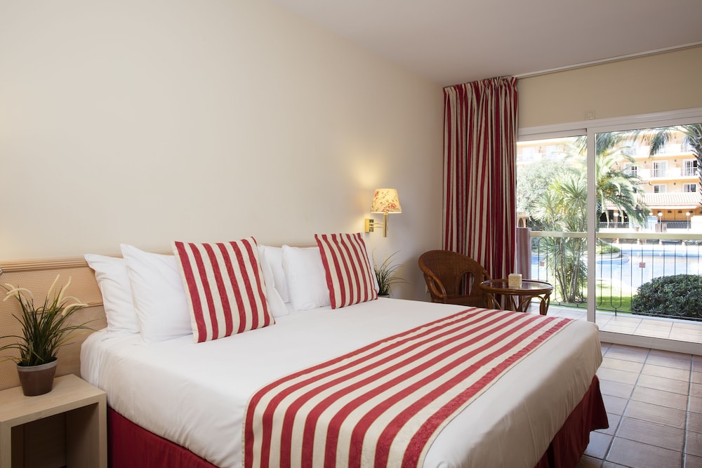 Luna Club Yoga & Spa Hotel 25/66