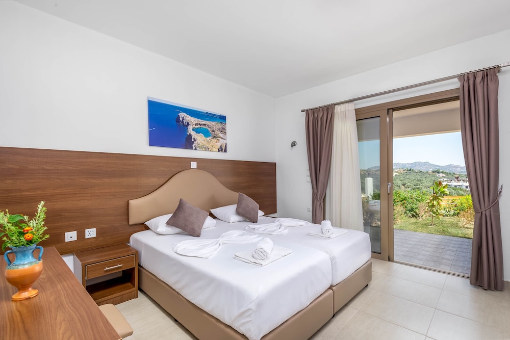 Kolymbia Village 12/50