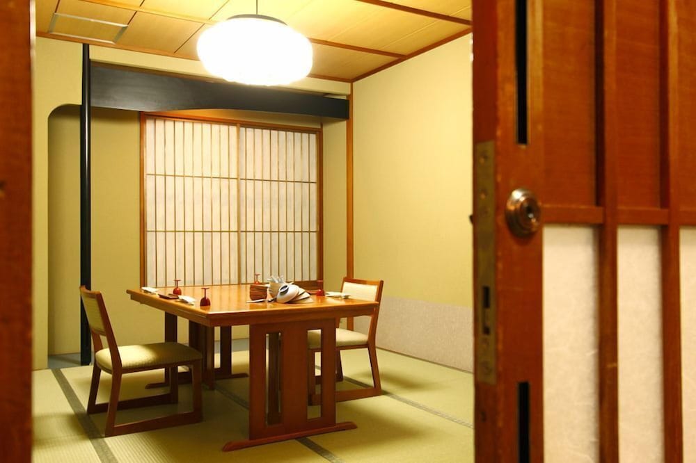 Toi Fujiya Hotel 28/31