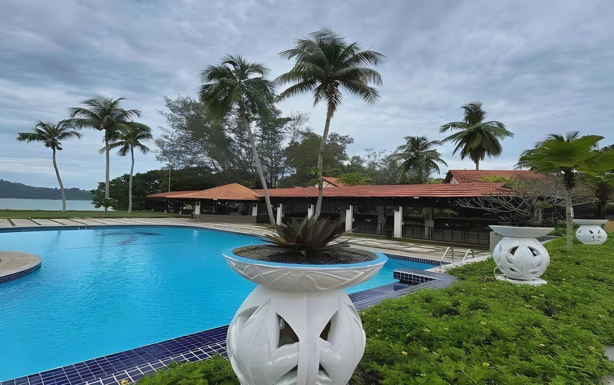 Puteri Bayu Beach Resort 30/42