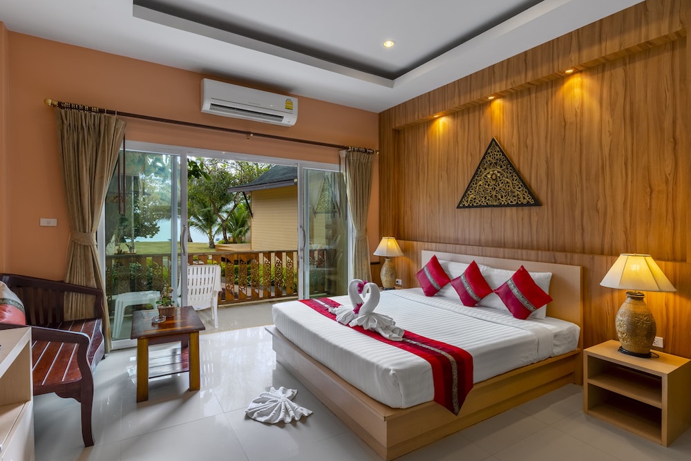 COCONUT BEACH RESORT 34/74