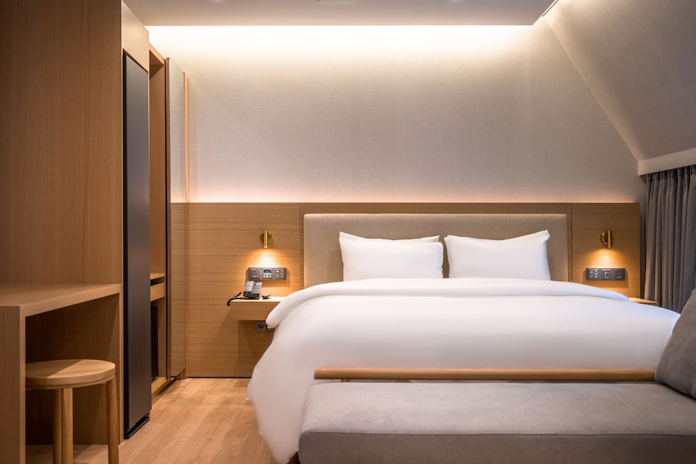 Comfort inn Yeouido 10/50