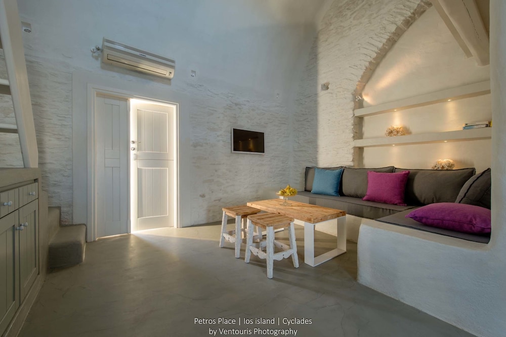 Yialos Ios Hotel 52/64