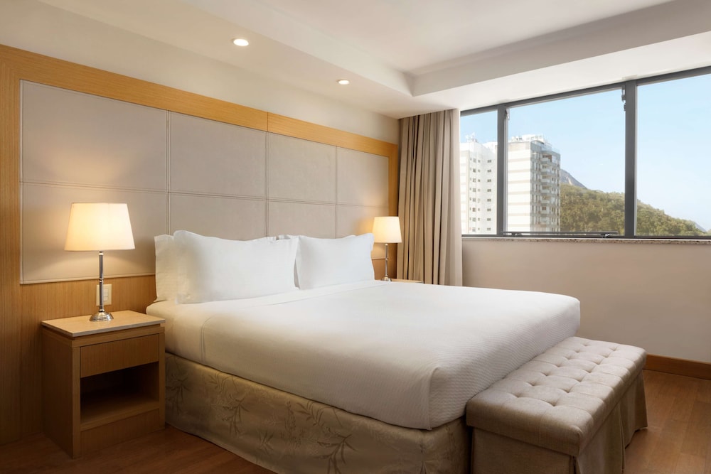 EXECUTIVE, KING BED, OCEAN VIEW, CLUB LOUNGE ACCESS