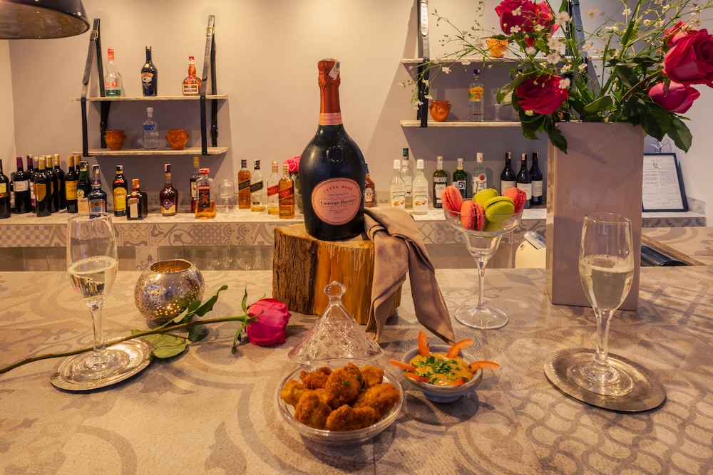 Dellarosa Boutique Hotel & Spa 50/70