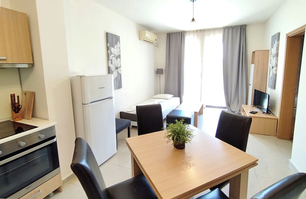 New Line Village Apartments 36/50