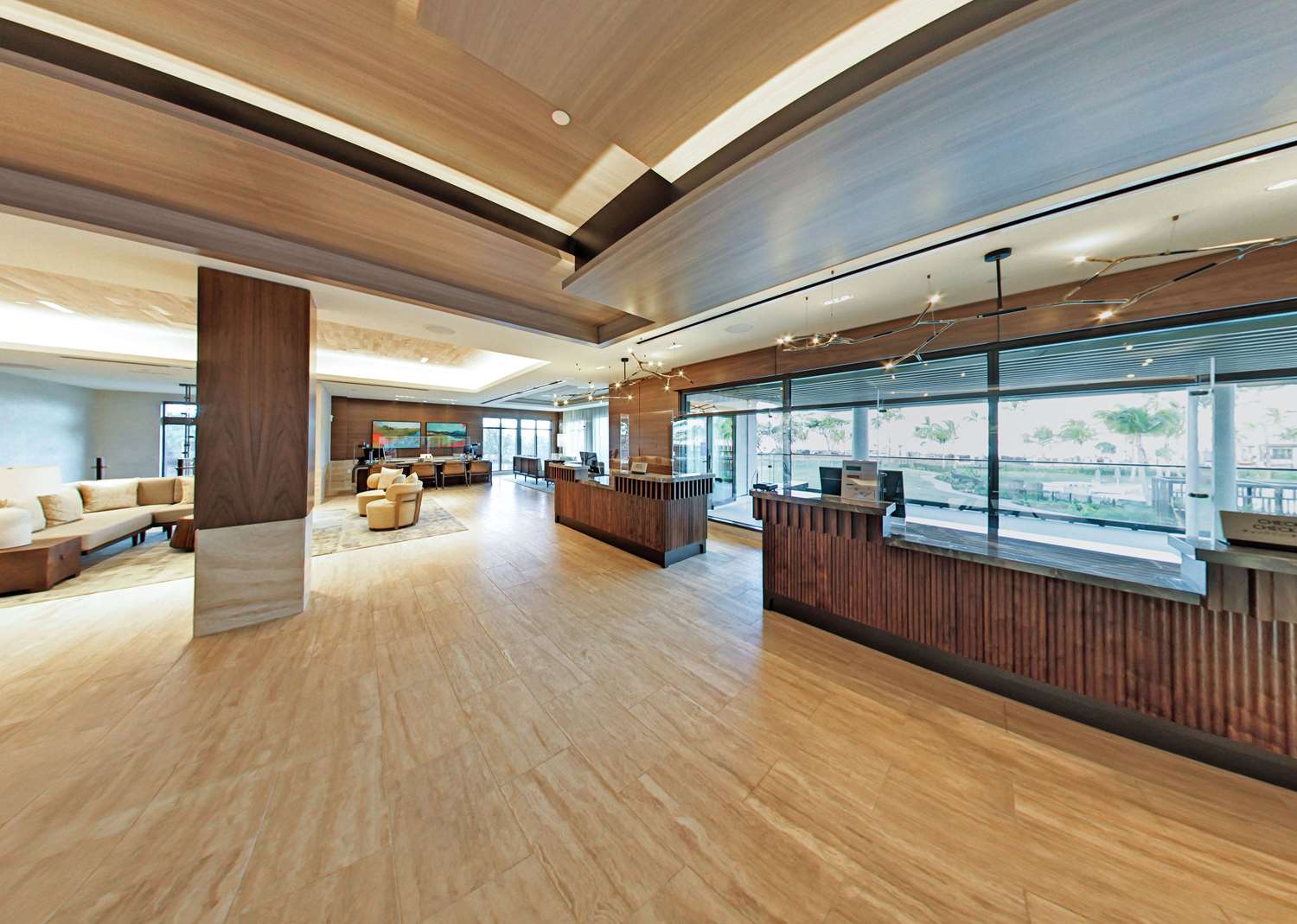 Hilton Grand Vacations Club Maui Bay Villas 8/21