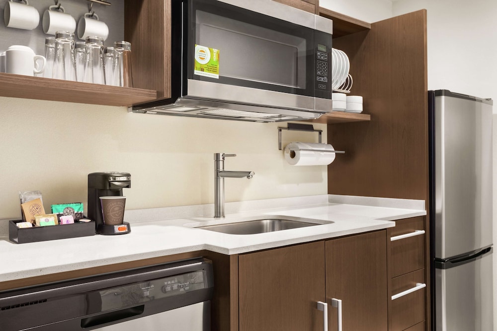 Home2 Suites By Hilton Colorado Springs South 26/30