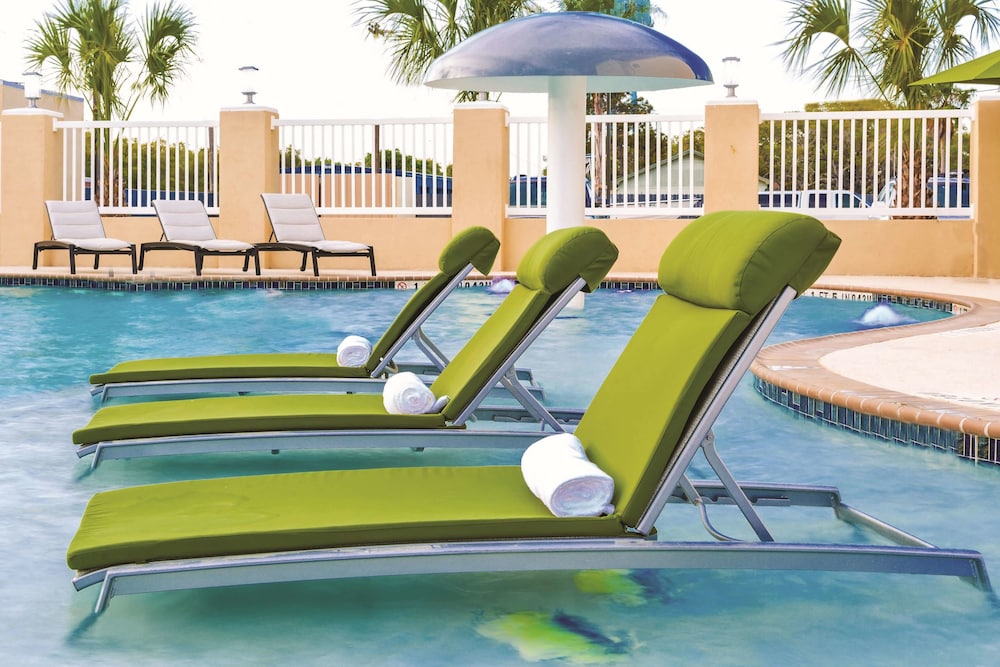 La Quinta Inn & Suites by Wyndham Rockport - Fulton 27/46