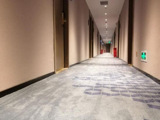 7 Days Premium Inn Shanghai Da Mu Qiao Road 28/32