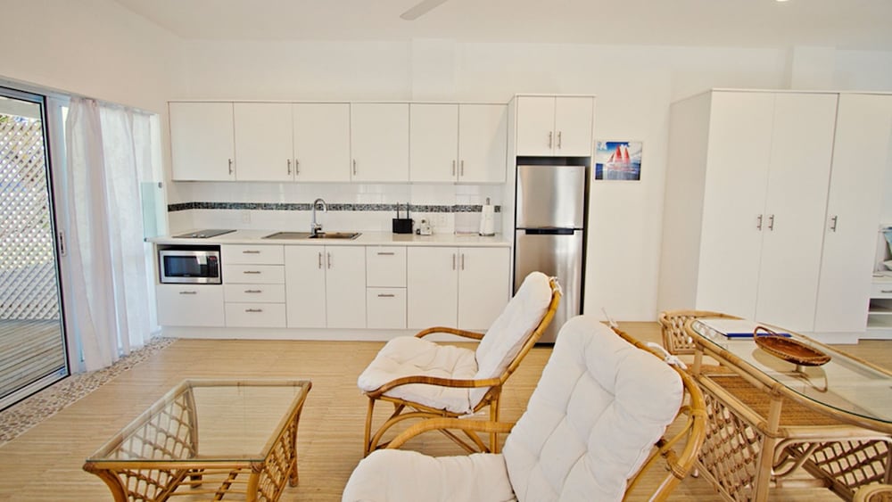 Seaside Beachfront Villas 12/20