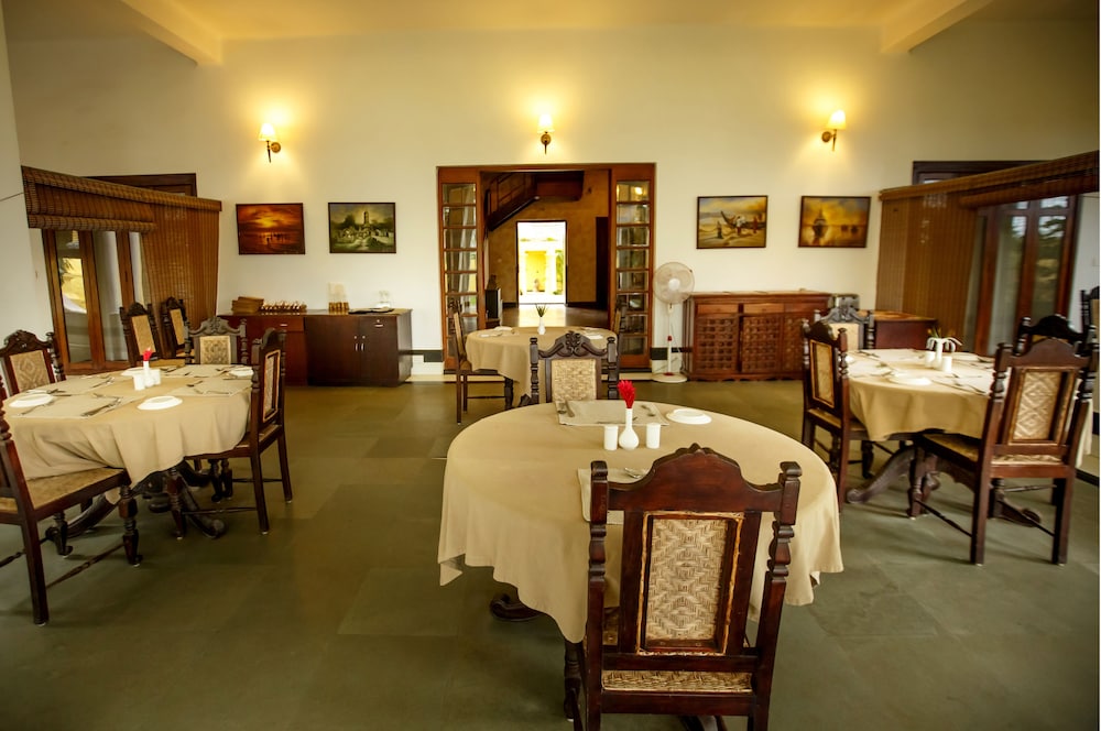 Amritara The Poovath Heritage Fort Kochi 32/50