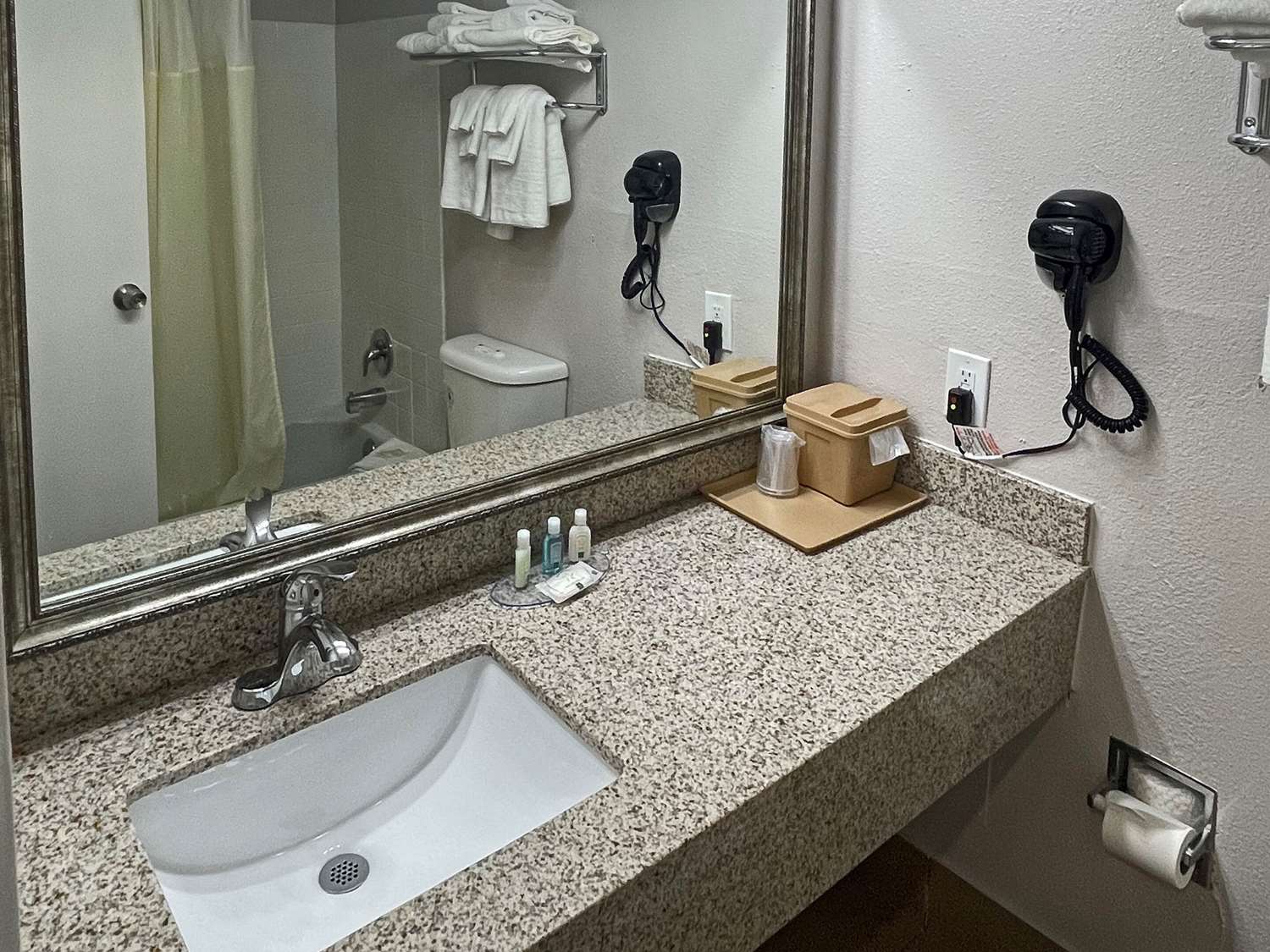 Quality Inn Fort Worth - Downtown East 20/21