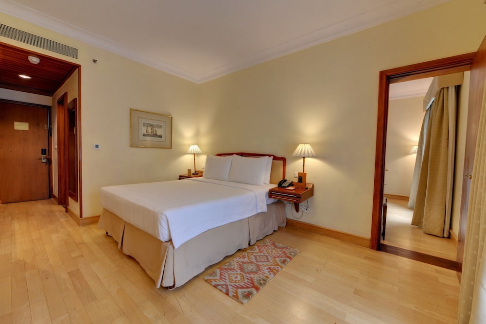 Fern Club Suite