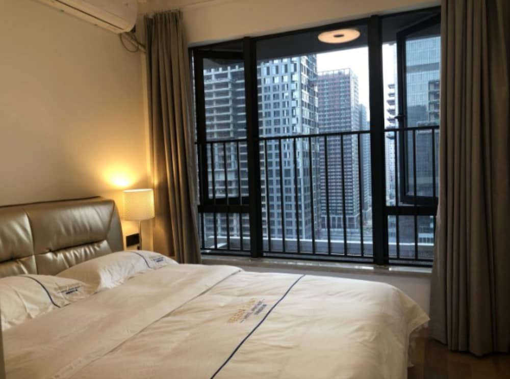 Shengang Executive Apartment (Shenzhen Vanke Yuncheng Store) 5/16