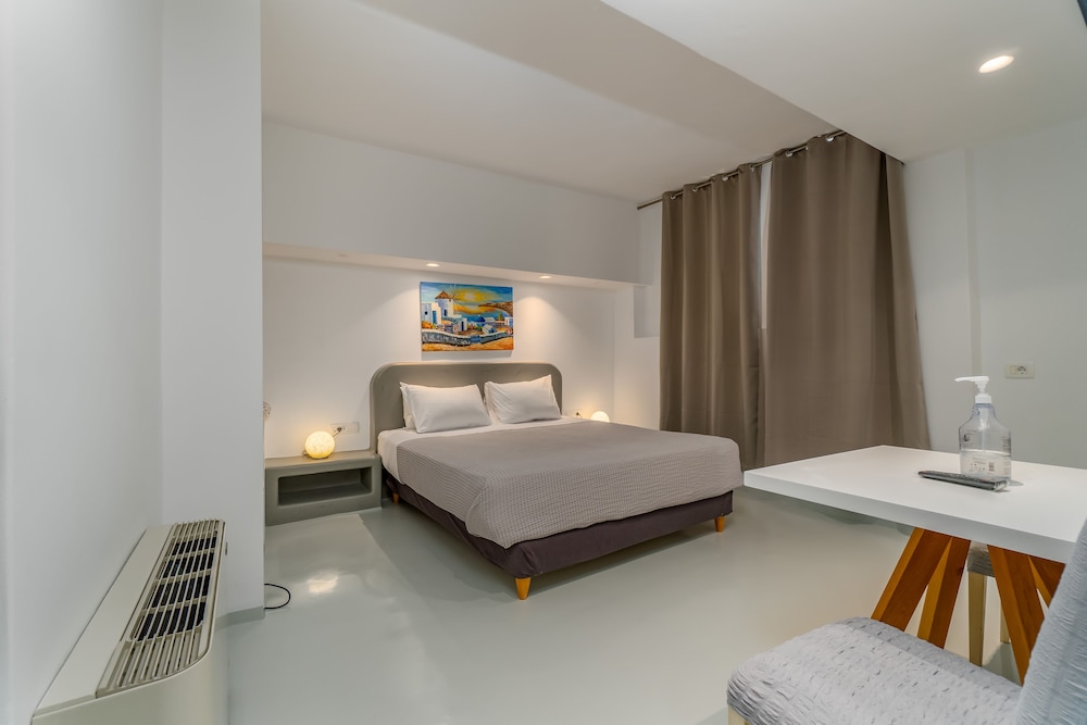 Central Fira Hotel 27/62