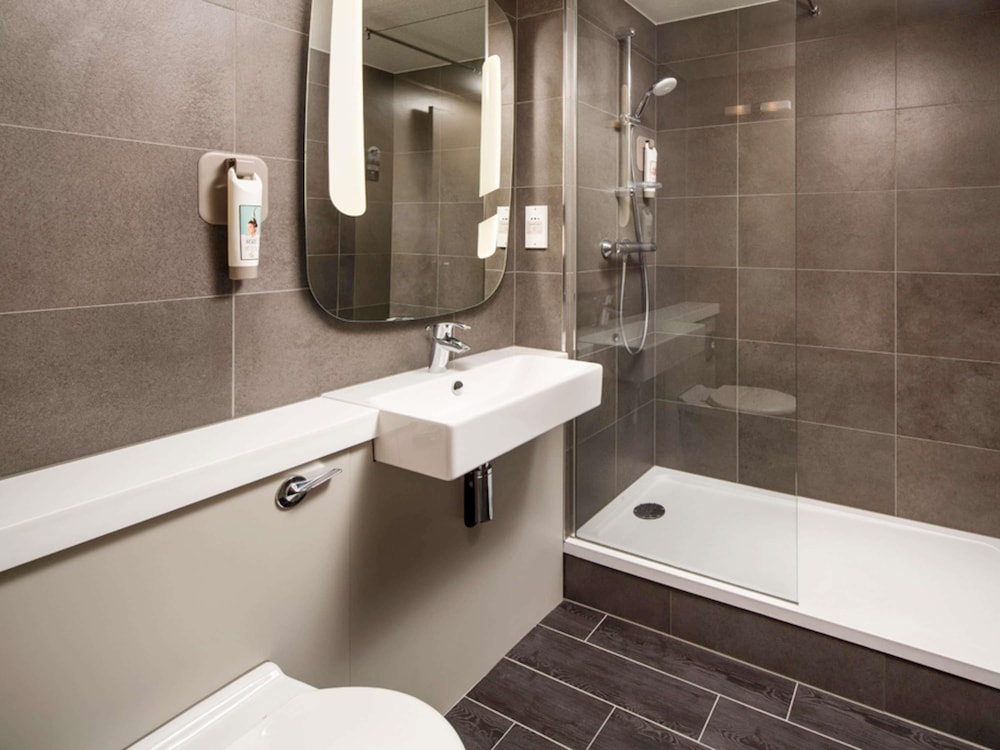 ibis Coventry South 53/56