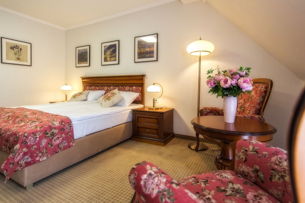 Hotel Paryski Art & Business 18/50