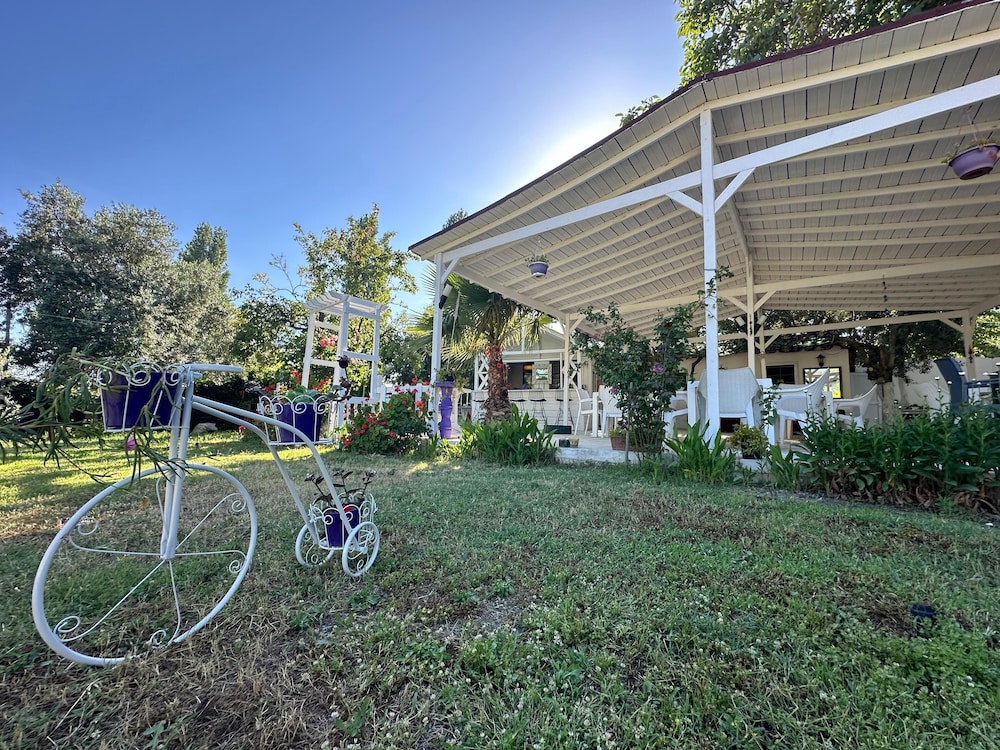 Adasu Otel Marmara Adasi 34/50