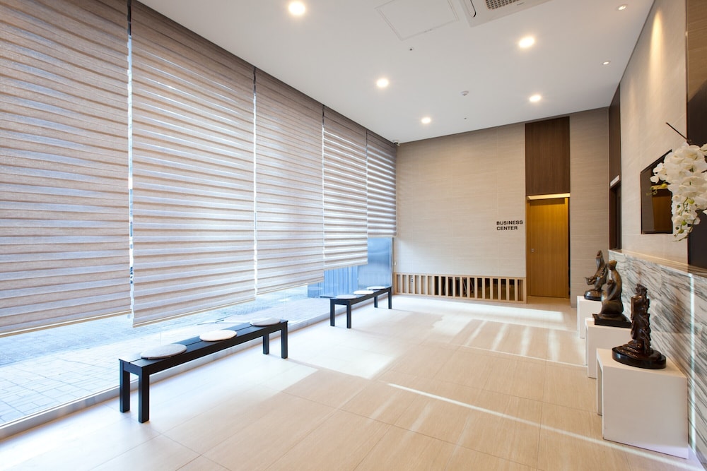 On Smart Hotel 23/42